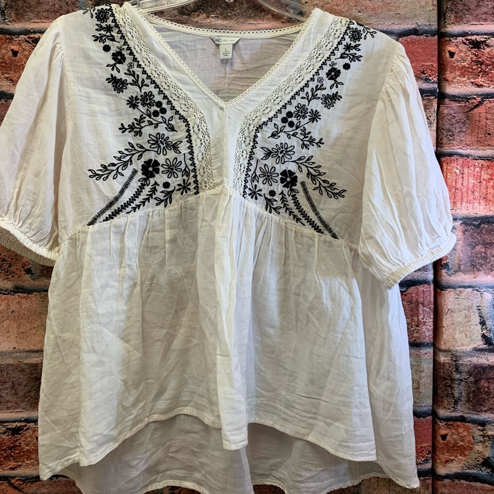 Cato Brand NWT BOHO Embroidered Hi/Lo SSleeve Top Size L